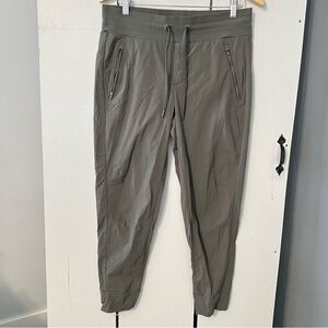 Athleta Trekkie North Jogger Size 10